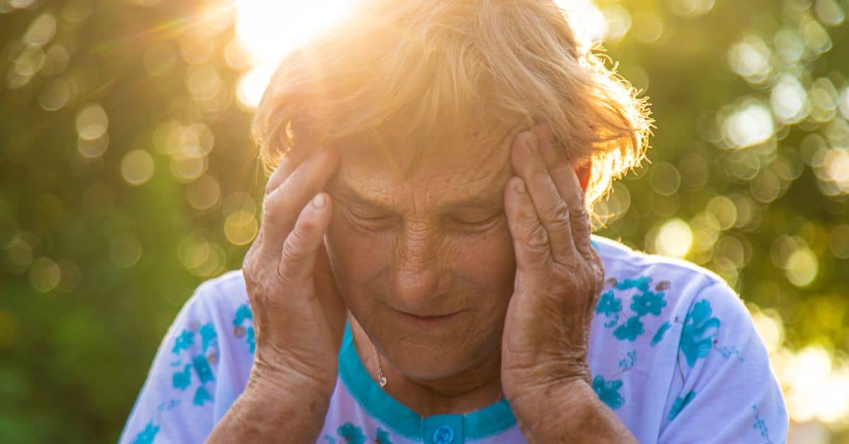 How Late-Summer Heat Triggers Sundowning: Essential Dementia Care 1 Seniors In Dementia Care